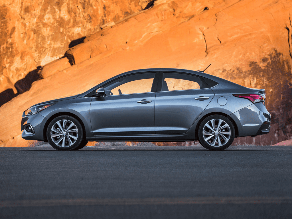 Hyundai accent deals limited 2021