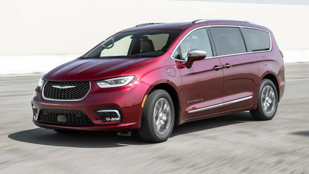 2022 Chrysler Pacifica Plug-in Touring L Pass Van